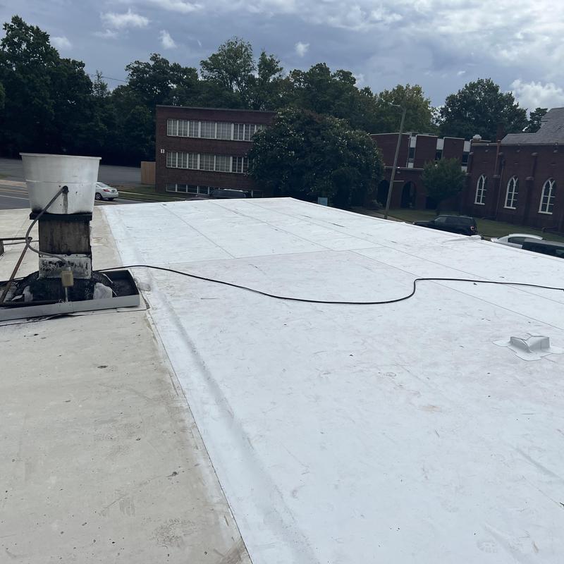 Charlotte, NC TPO Roof Installation. Our newest commercial project photo 1