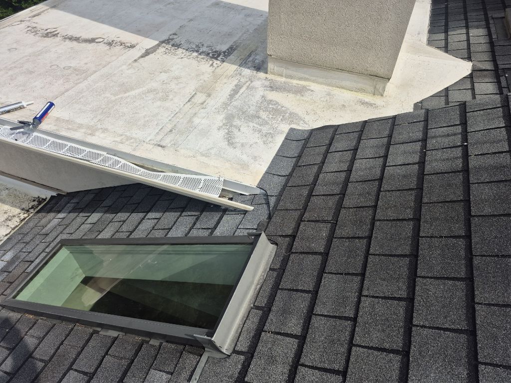 Commercial Skylight Replacement and Base Flashing Seam Repair – Charlotte, NC project photo 3