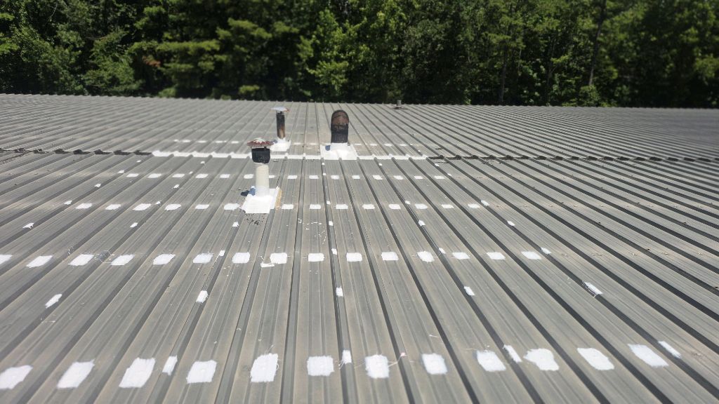 Commercial Metal R-Panel Sealing – Monroe, NC project photo 4