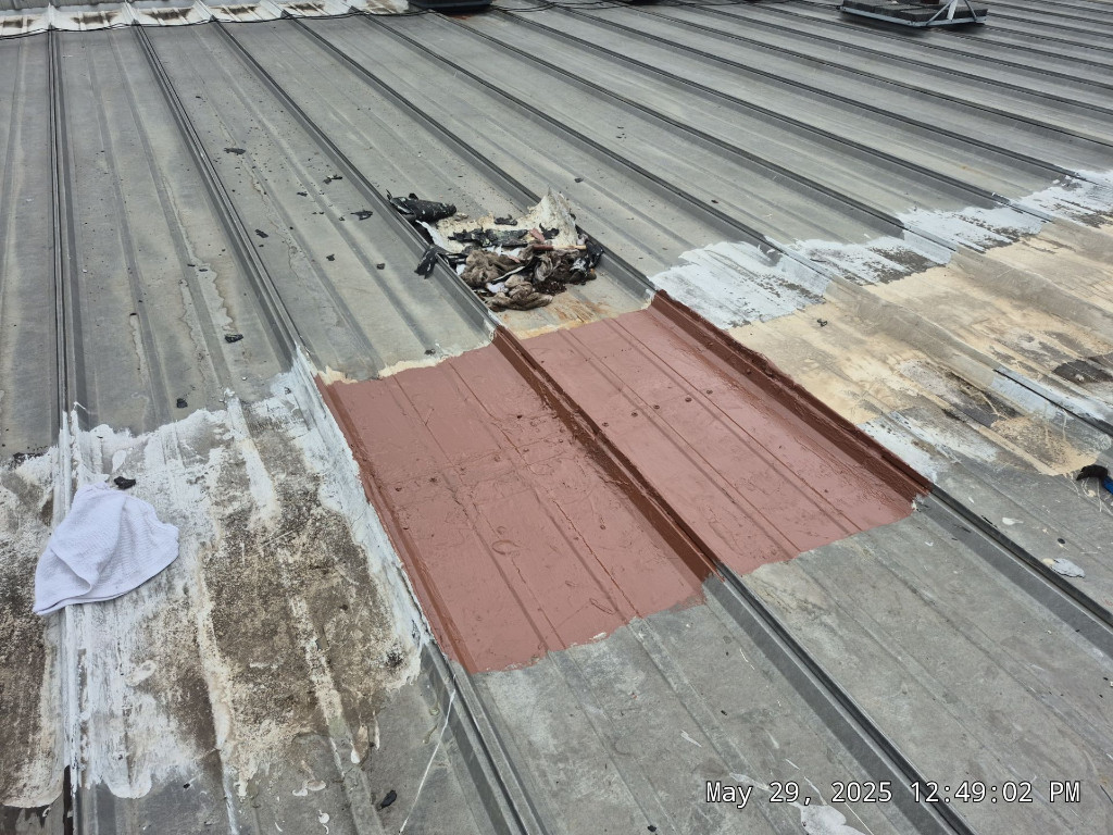 Commercial Metal Roof Coating – Harrisburg, NC project photo 2