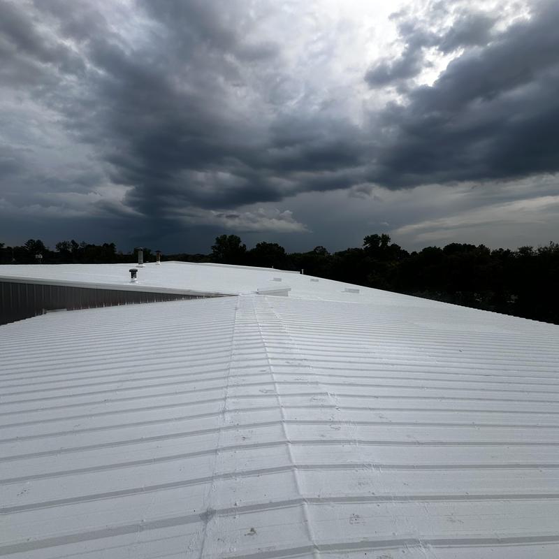 150,000 Sq Ft Metal Roof Coating System in Columbia, TN Stops 50+ Leaks project photo 1