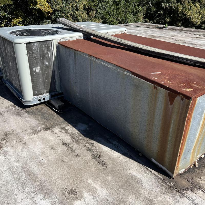 Charlotte, NC - EPDM Roof Inspection. This EPDM roof had project photo 1
